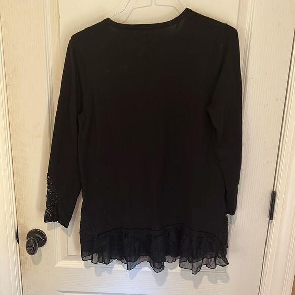 Style & Co Black Tunic Top with lace - Picture 5 of 5
